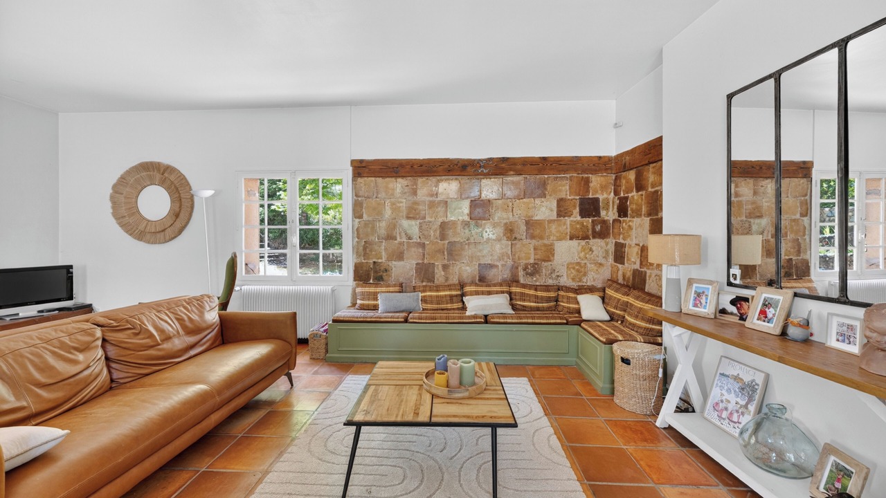 Photo of Livingroom in Grand Sud