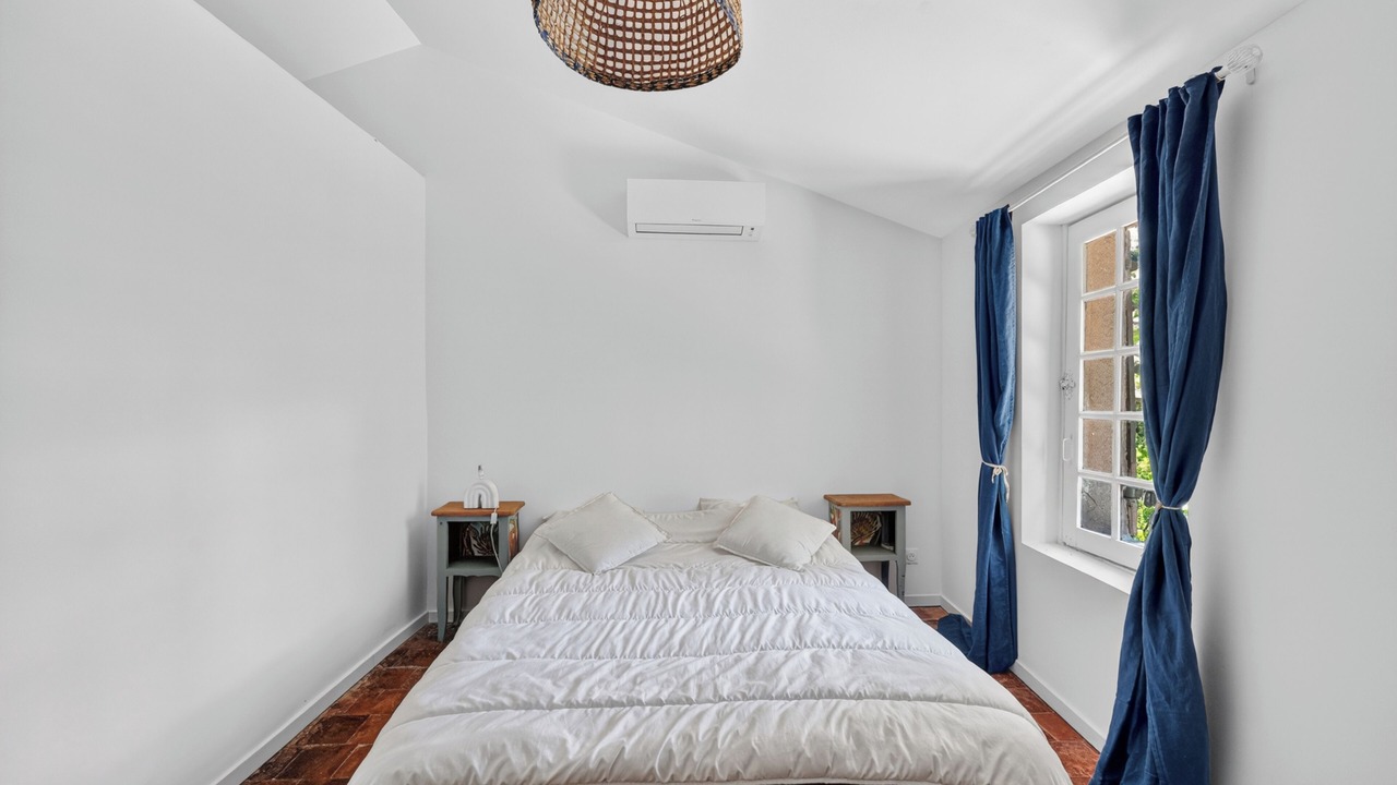 Photo of Bedroom in Grand Sud