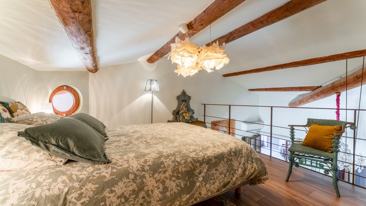 Photo of Bedroom in Pernes-les-Fontaines