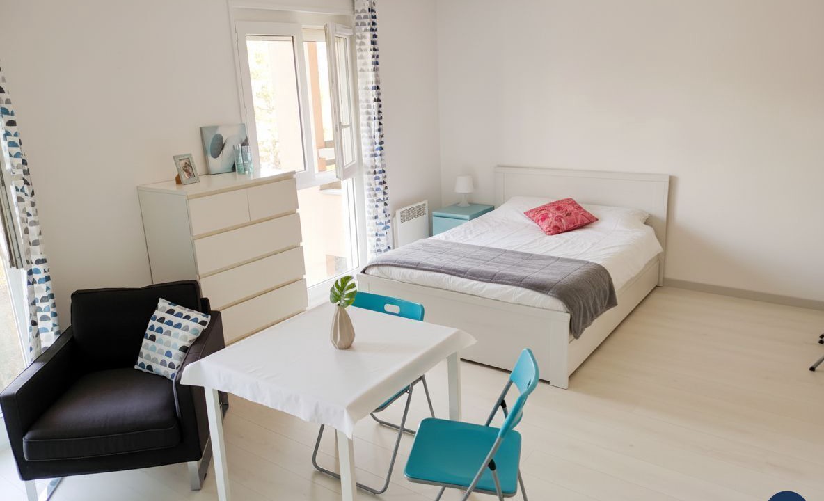 Photo of Bedroom in Ferney-Voltaire