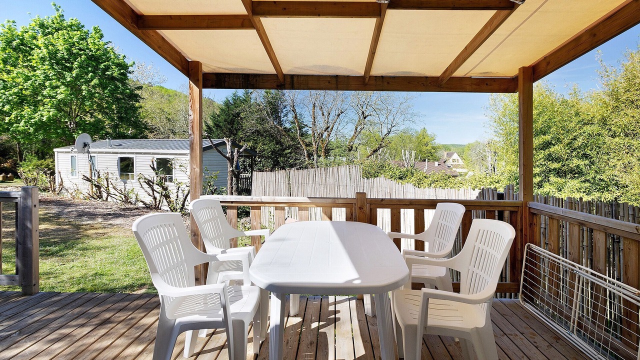 Photo of Patio Balcony in Bouzic