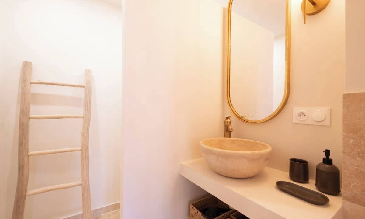 Photo of Bathroom in Saint-Tropez City Centre