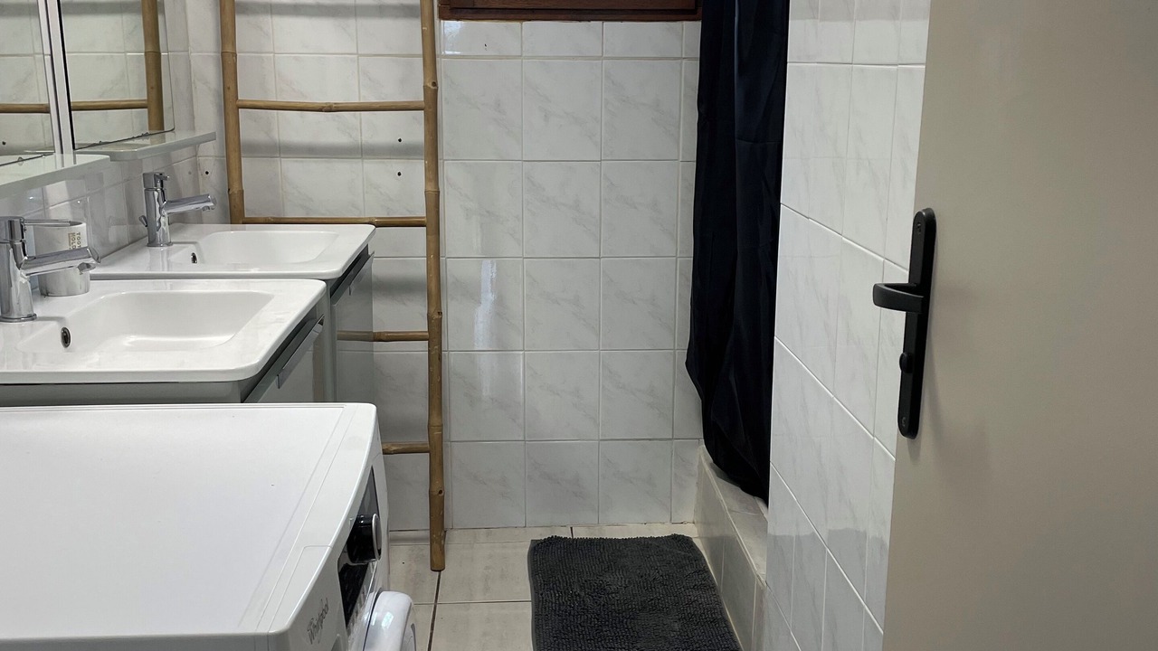 Photo of Bathroom in Atur