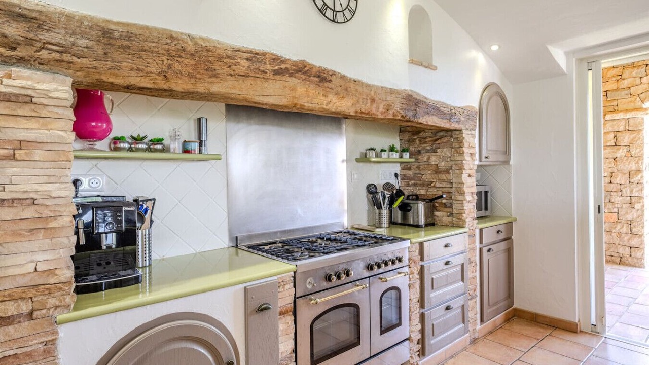 Photo of Kitchen in Biot