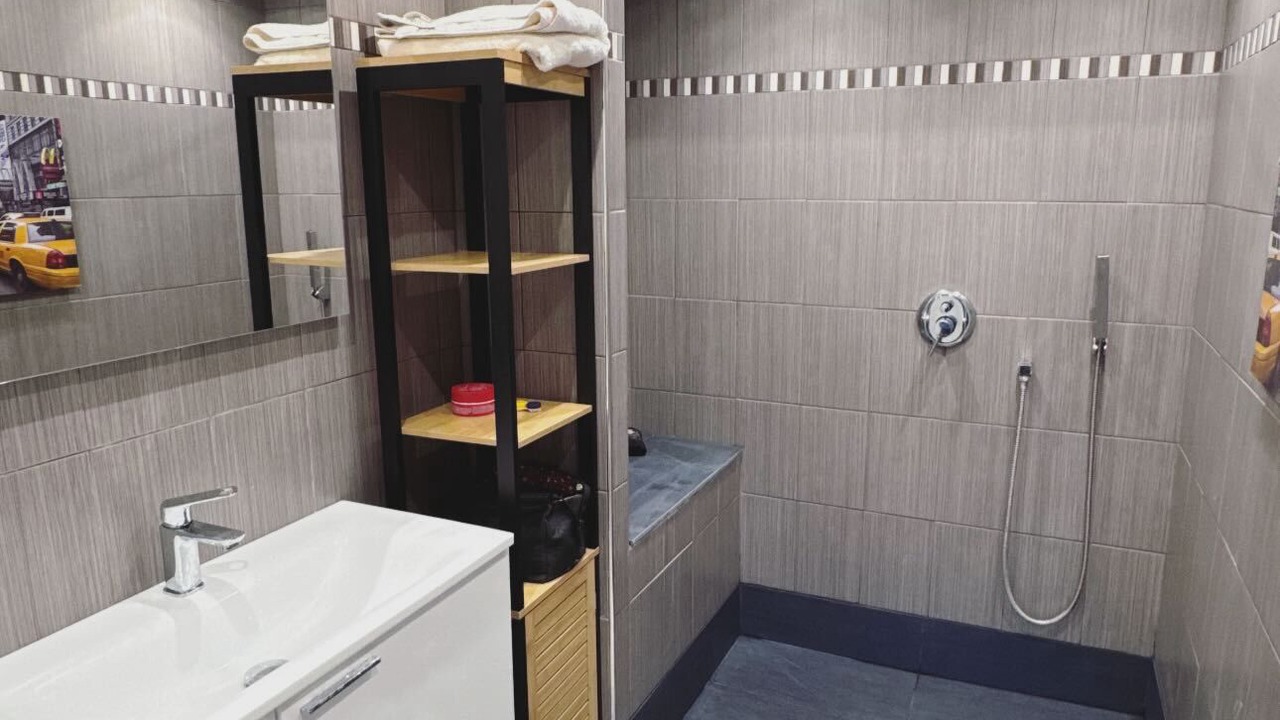 Photo of Bathroom in Caucade