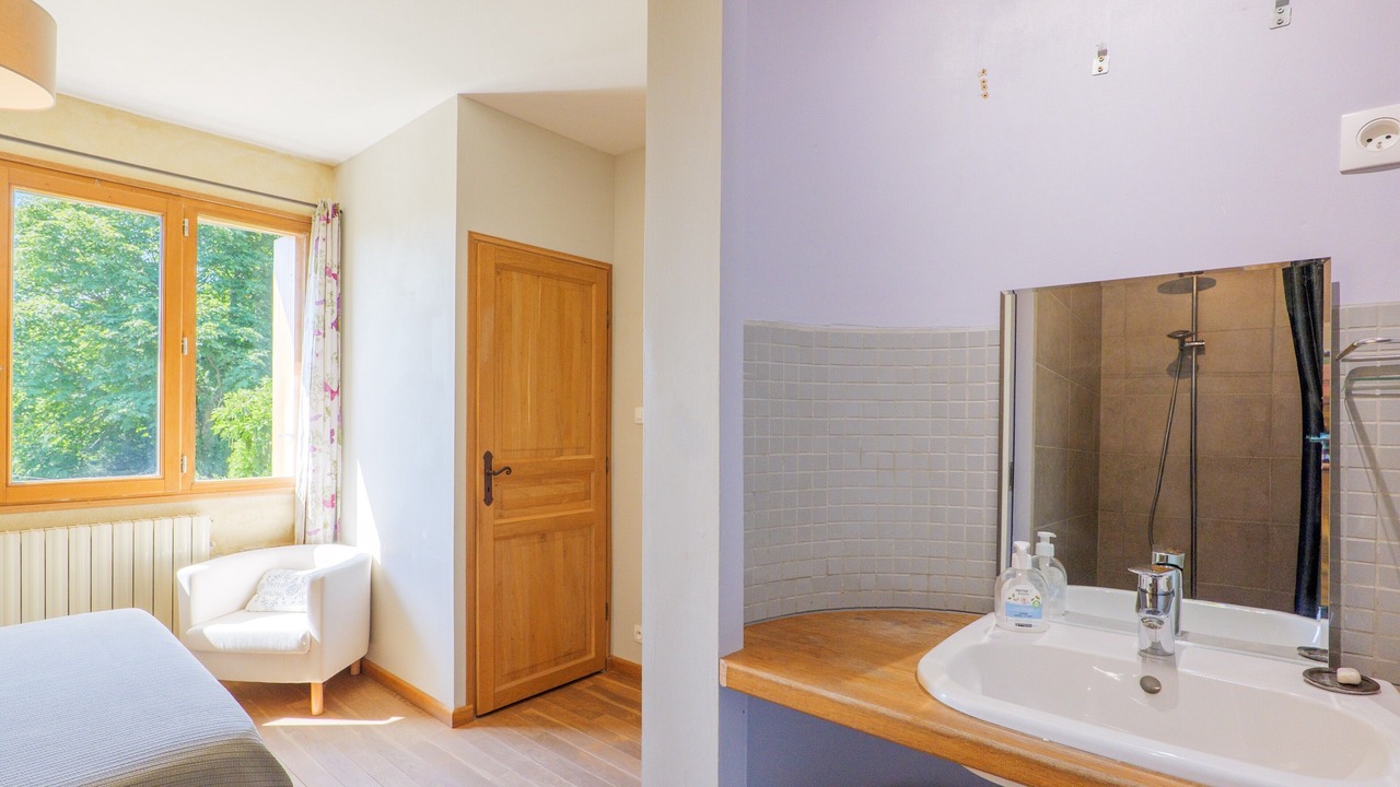 Photo of Bathroom in Saint-Remeze