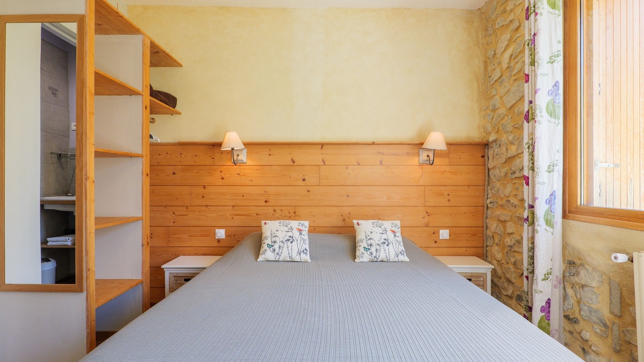 Photo of Bedroom in Saint-Remeze