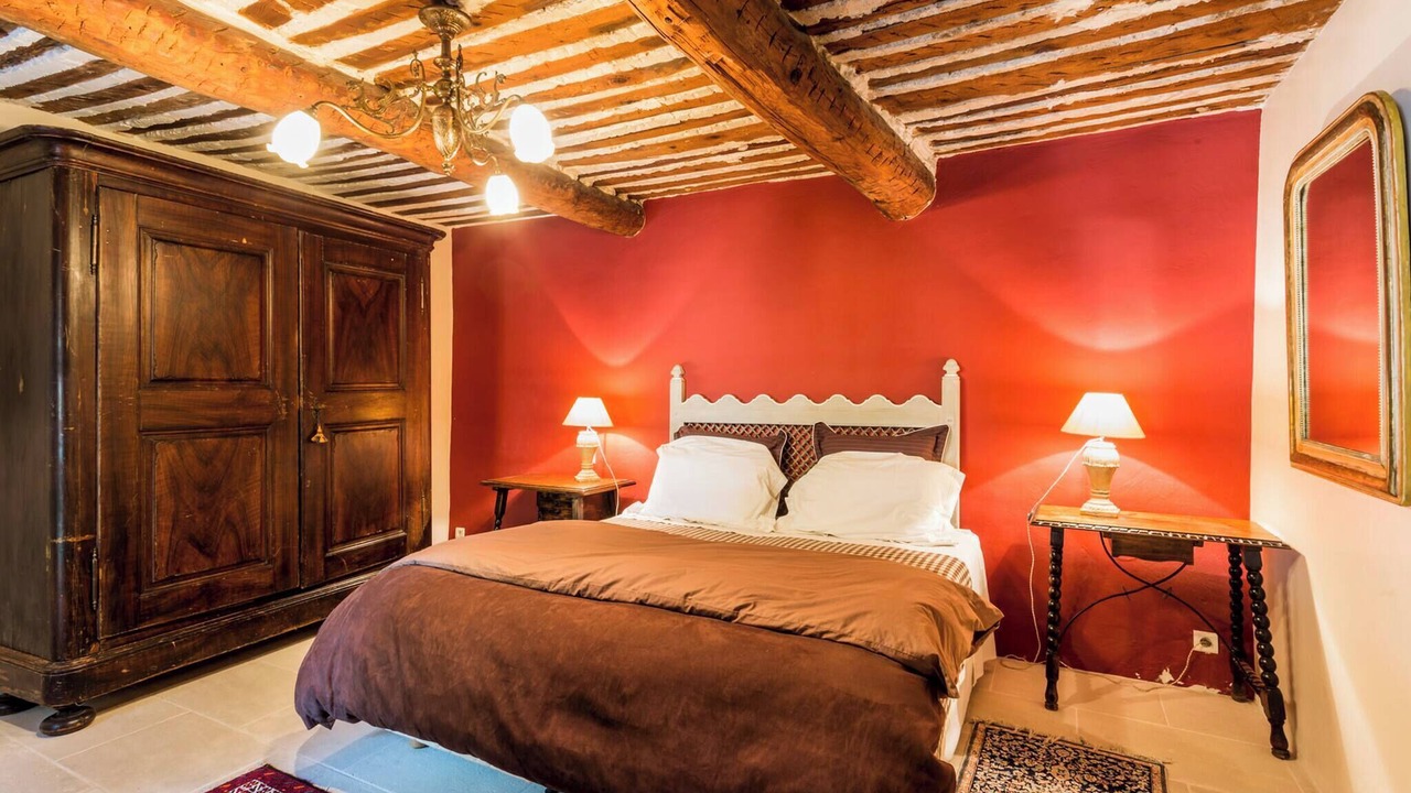 Photo of Bedroom in Maubec
