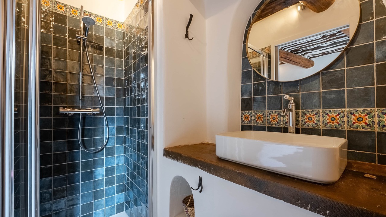 Photo of Bathroom in Goult