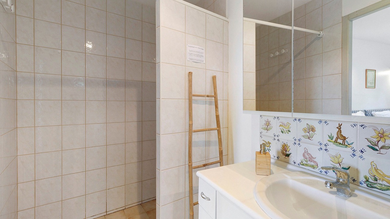 Photo of Bathroom in Saint-Crepin-d'Auberoche