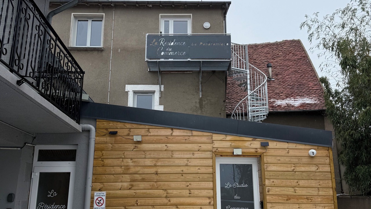 Photo of Outdoor in Saint-Parize-le-Chatel