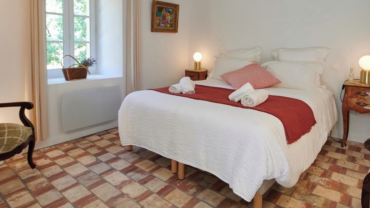 Photo of Bedroom in Neoules