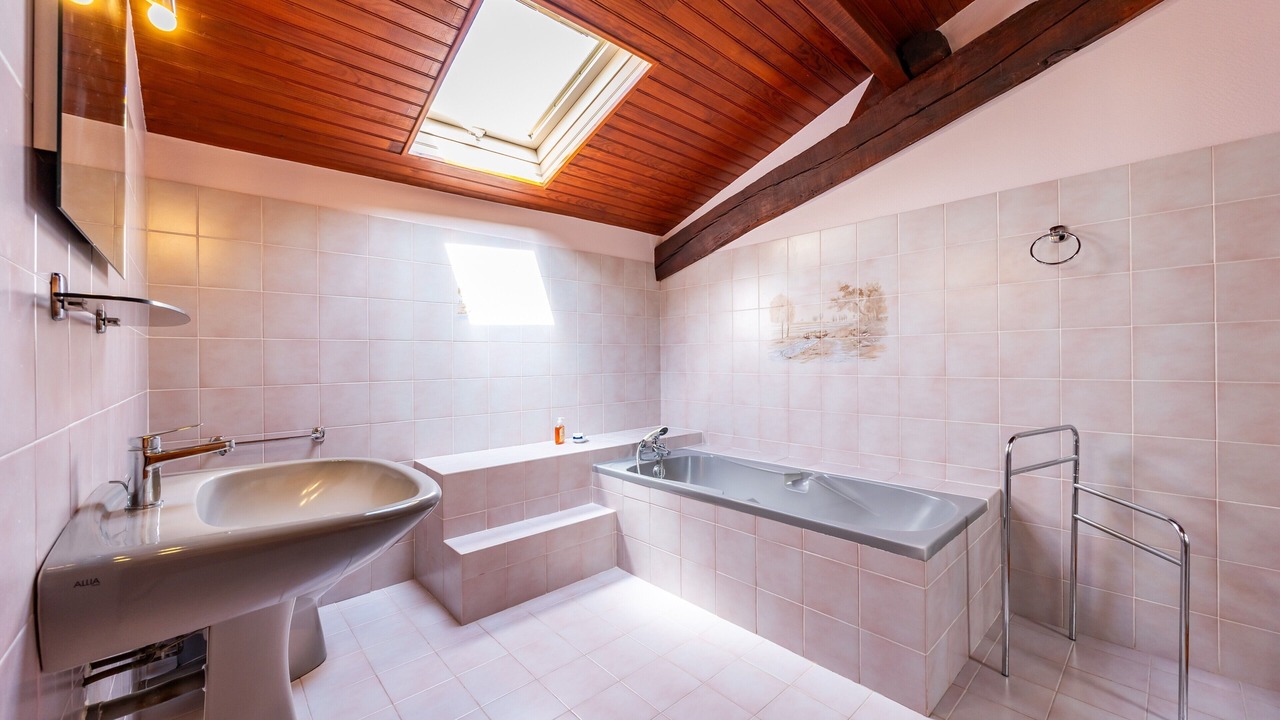 Photo of Bathroom in Sauveterre-De-Guyenne