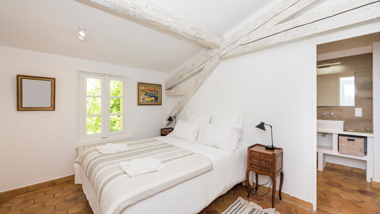 Photo of Bedroom in Neoules