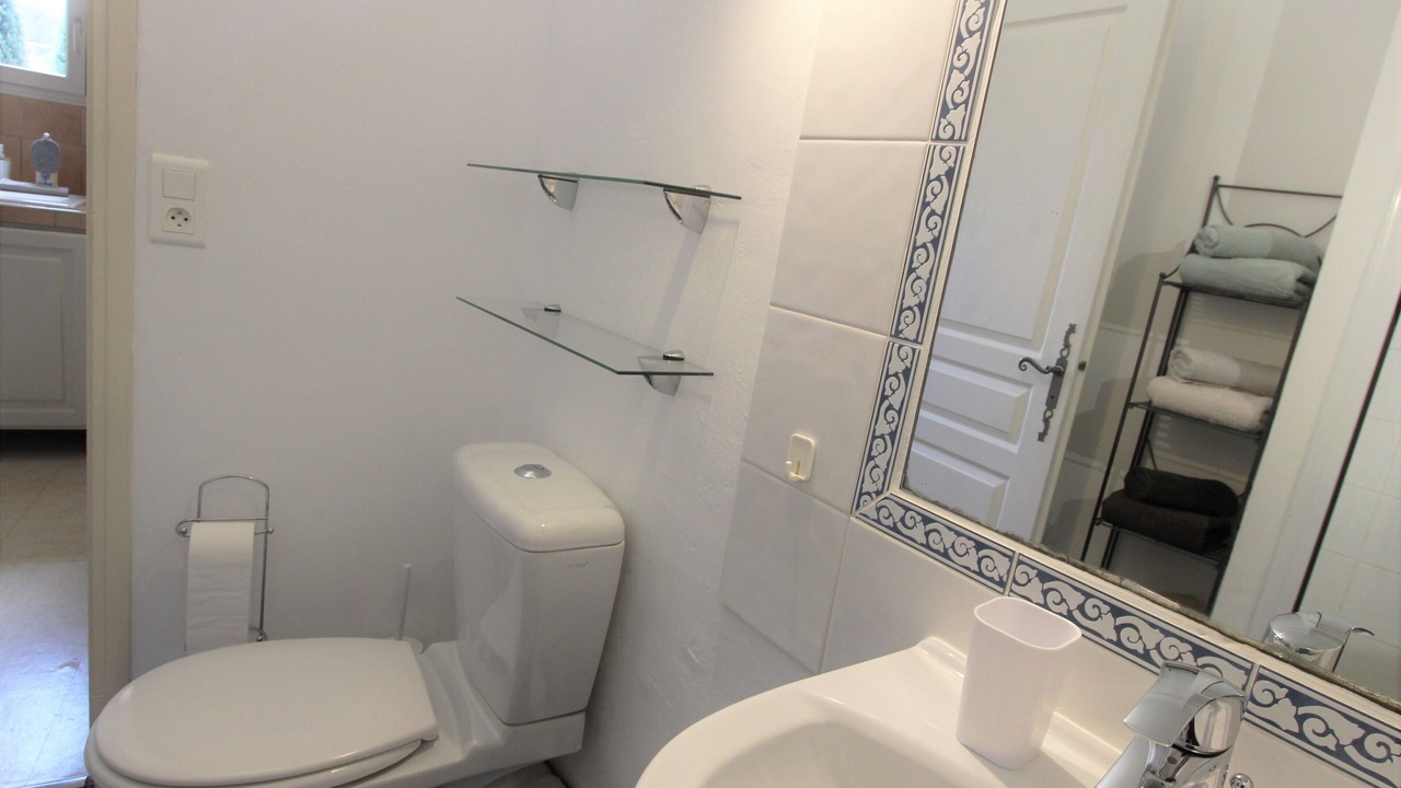Photo of Bathroom in Cabrieres-d'Avignon