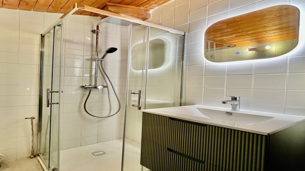 Photo of Bathroom in Allos