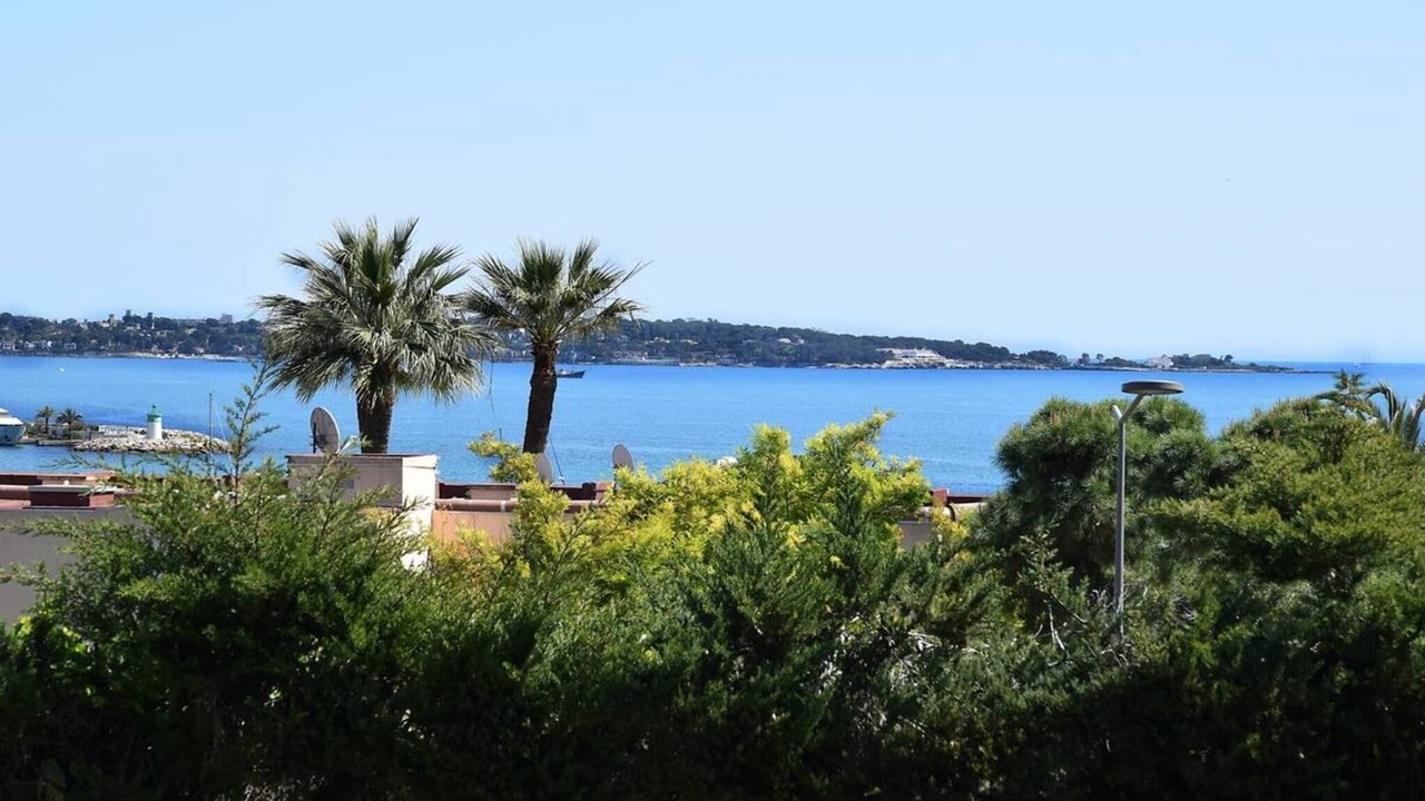 Photo of Others in Golfe Juan