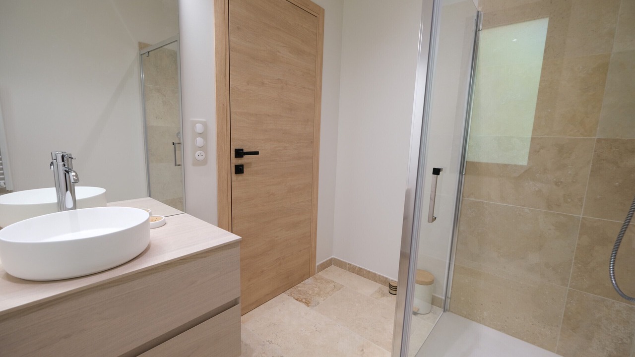 Photo of Bathroom in Pernes-les-Fontaines