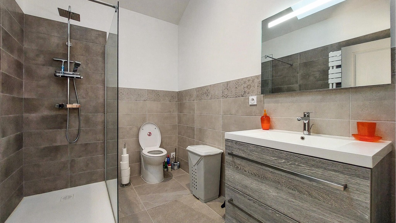 Photo of Bathroom in Montcaret