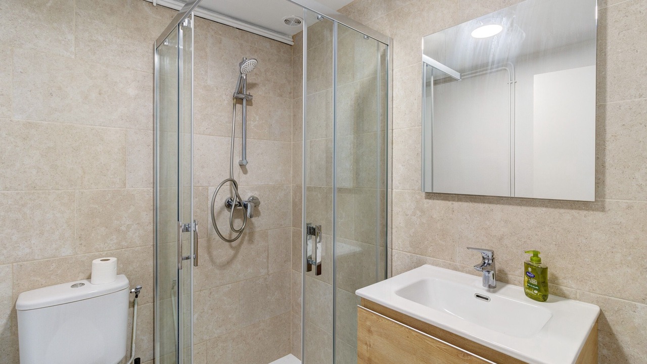 Photo of Bathroom in Jayac