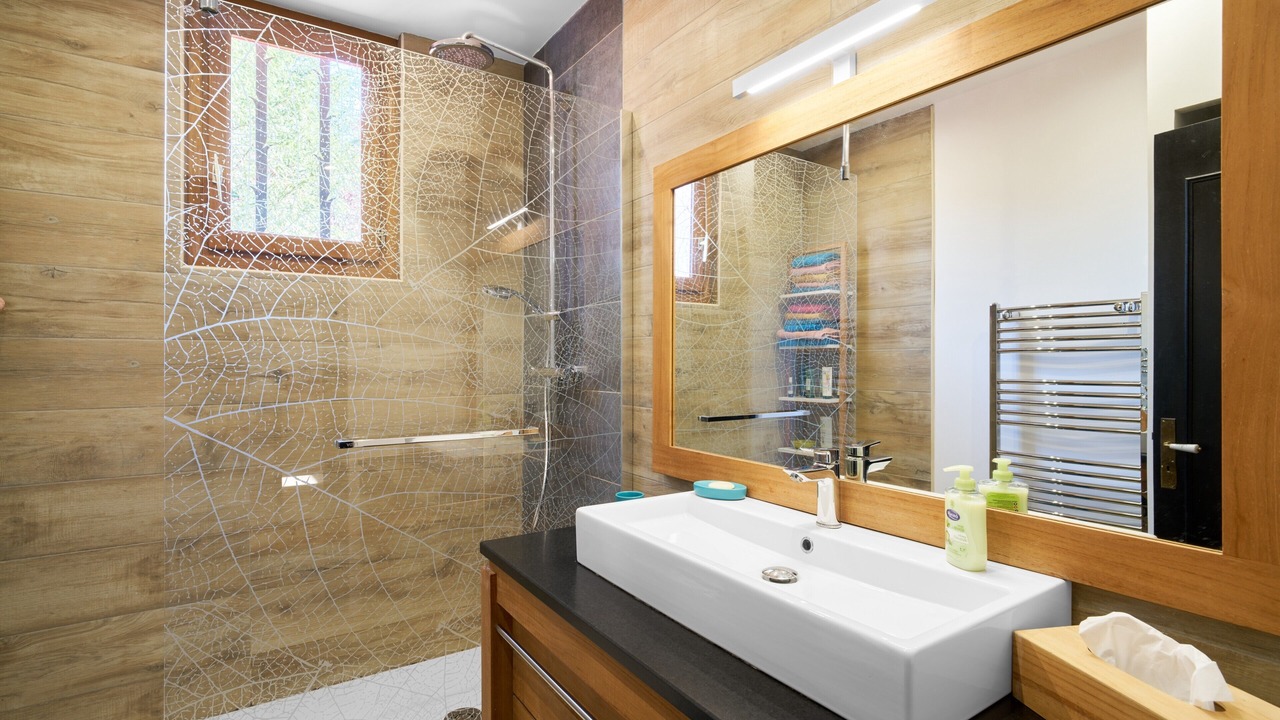 Photo of Bathroom in Eyliac