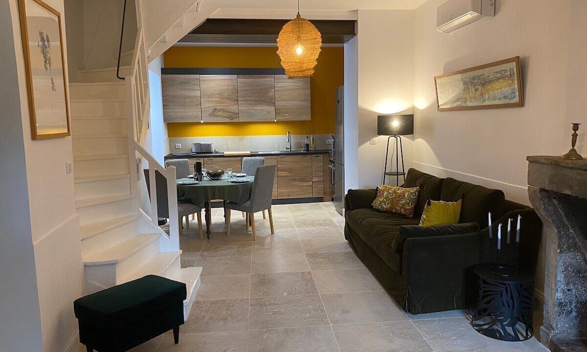 Photo of Livingroom in Noyers-sur-Serein