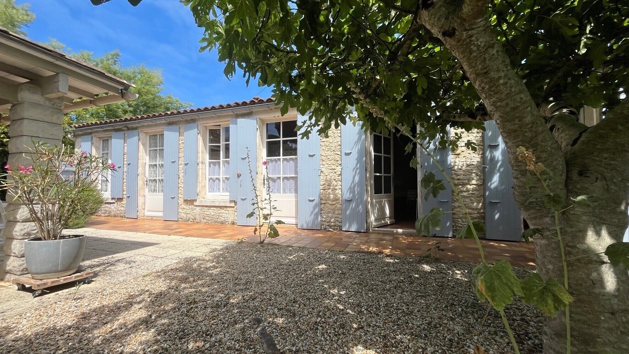 Photo of Outdoor in Domino