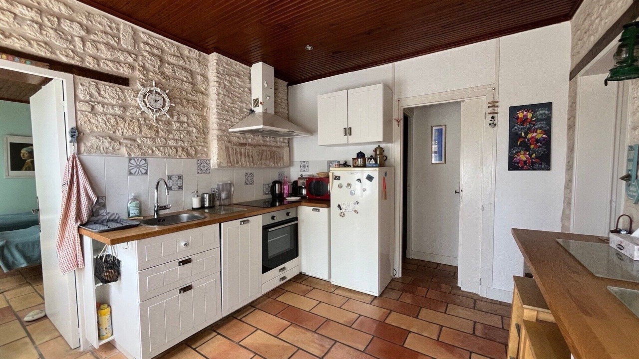 Photo of Kitchen in Domino