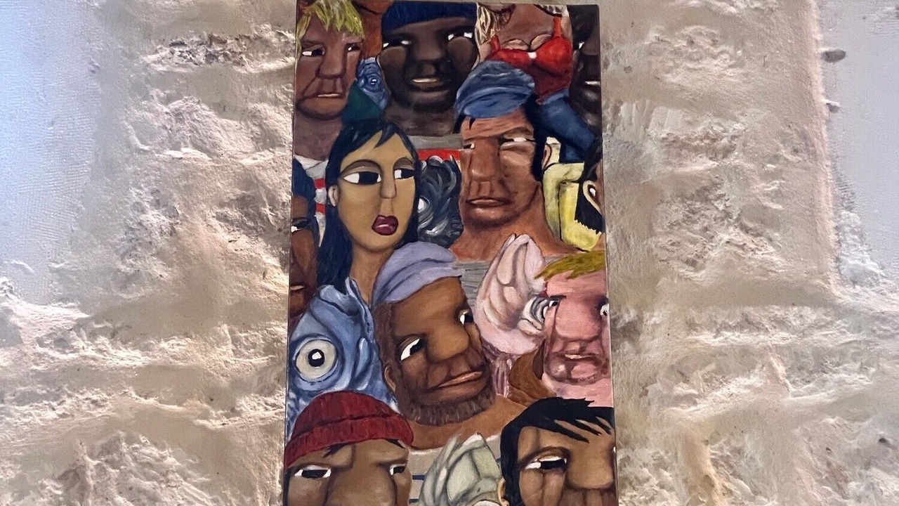 Photo of Others in Domino