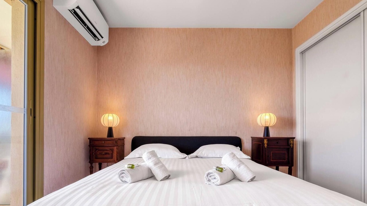 Photo of Bedroom in Plaine de la Brague