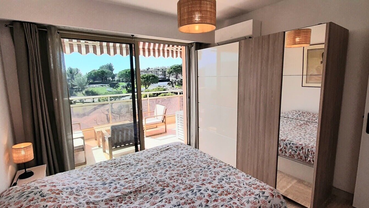 Photo of Bedroom in Bastide Giraud