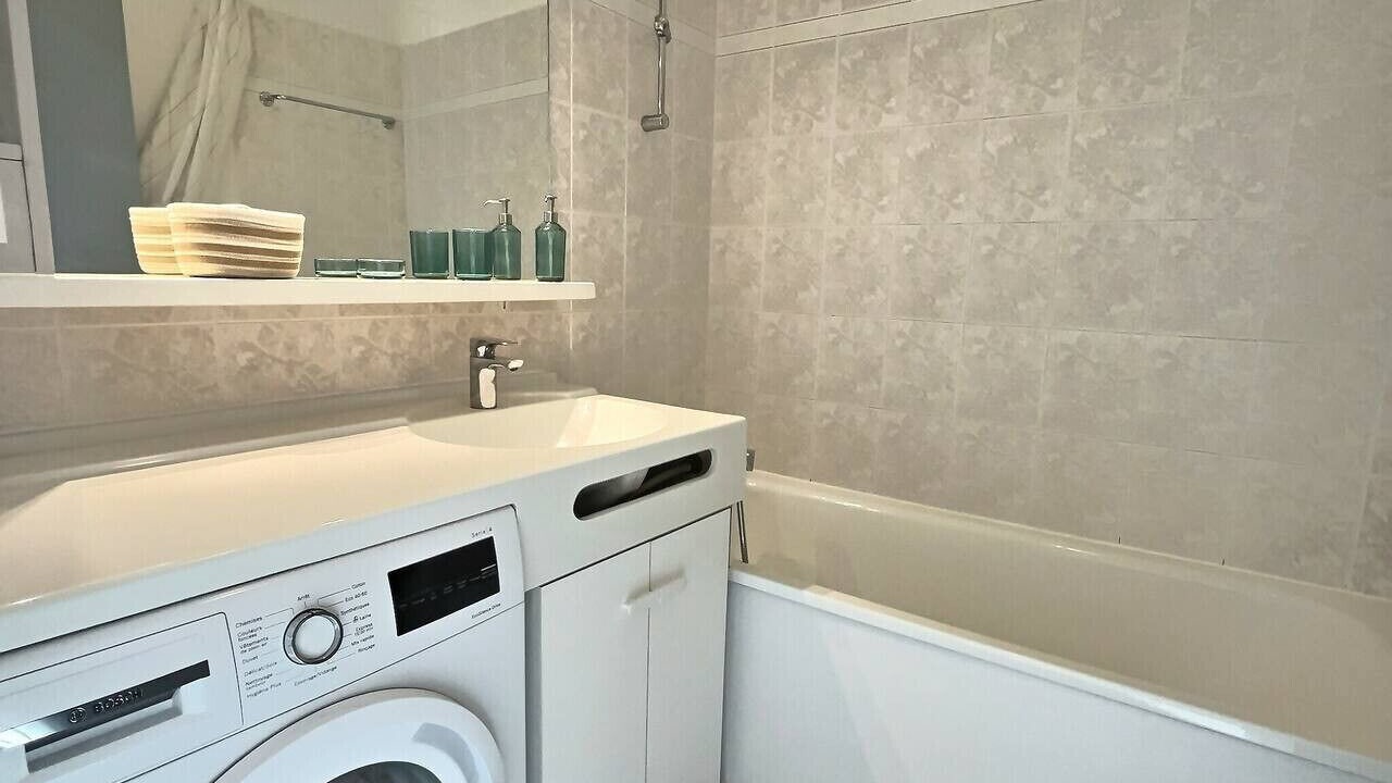 Photo of Bathroom in Miramar