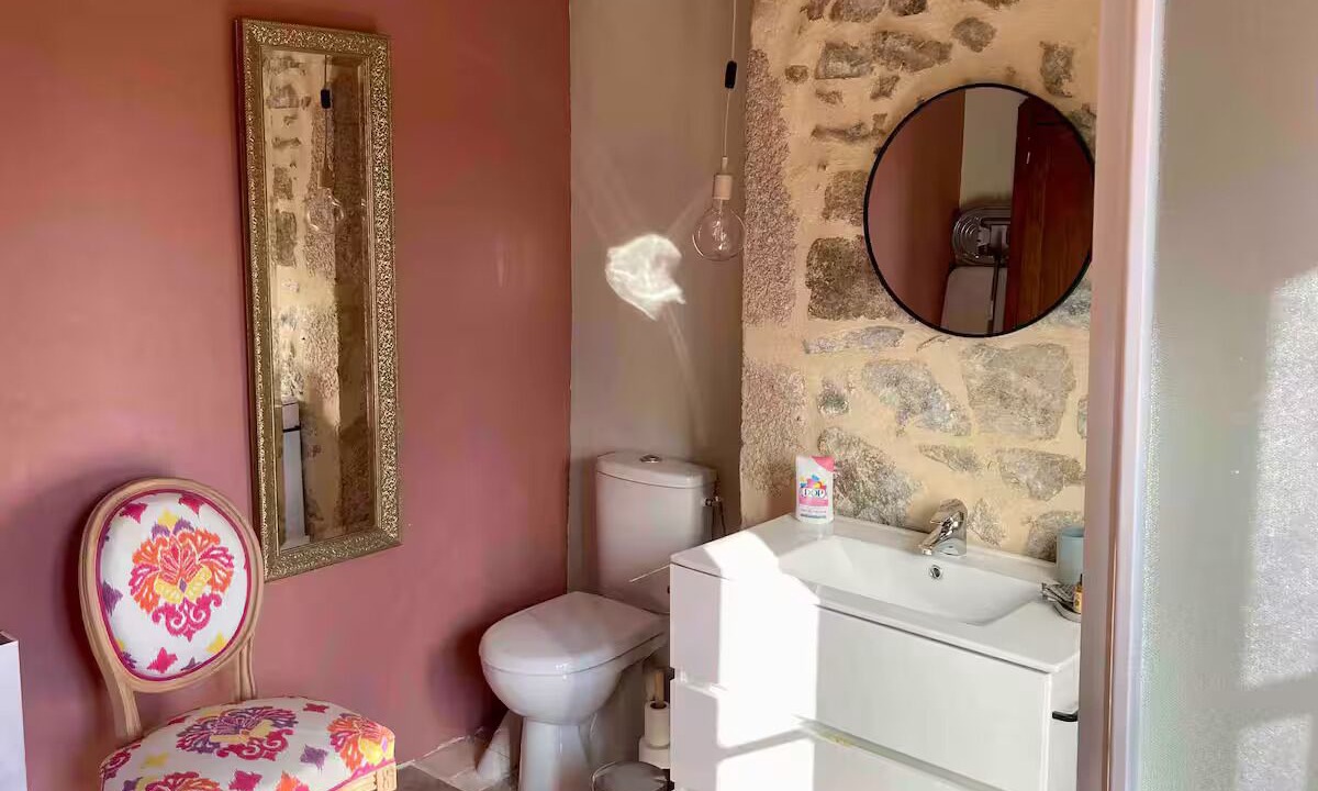 Photo of Bathroom in Saint-Prix