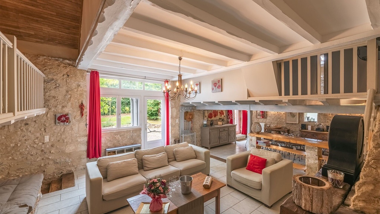 Photo of Livingroom in Limeyrat