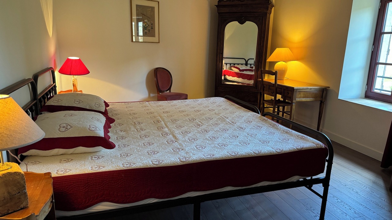 Photo of Bedroom in Perreuse