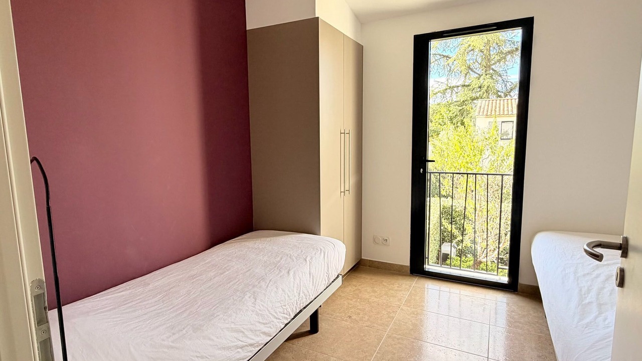 Photo of Bedroom in Malaucene