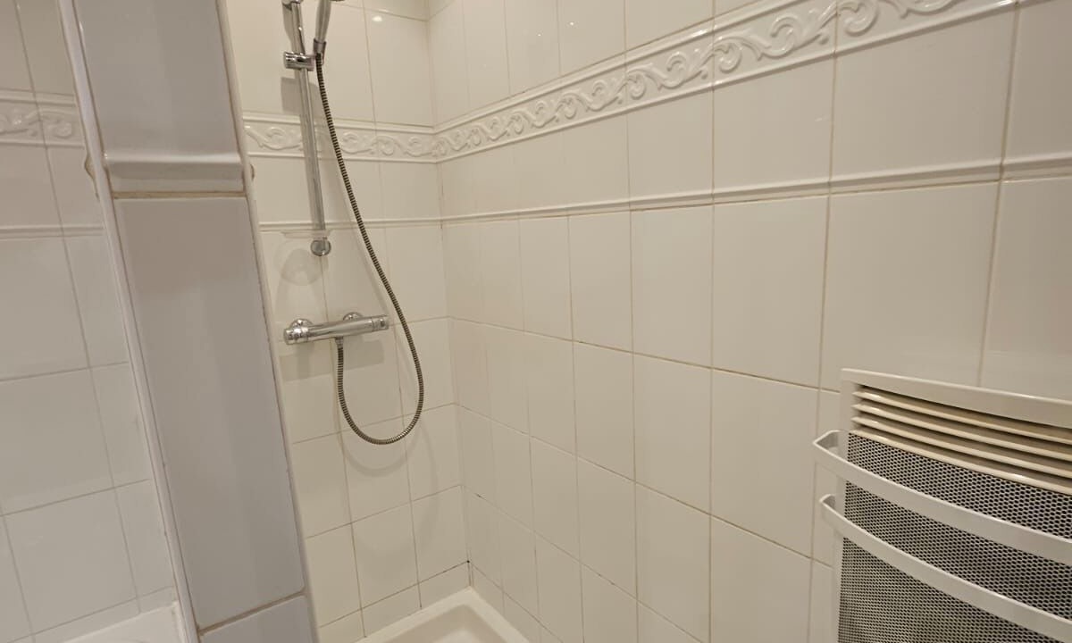 Photo of Bathroom in Saint-Etienne-de-Tinee
