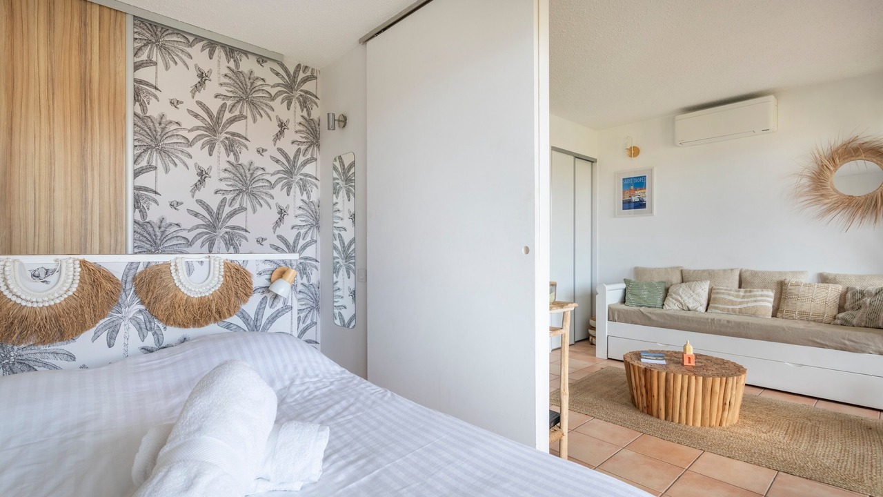 Photo of Bedroom in Saint-Tropez