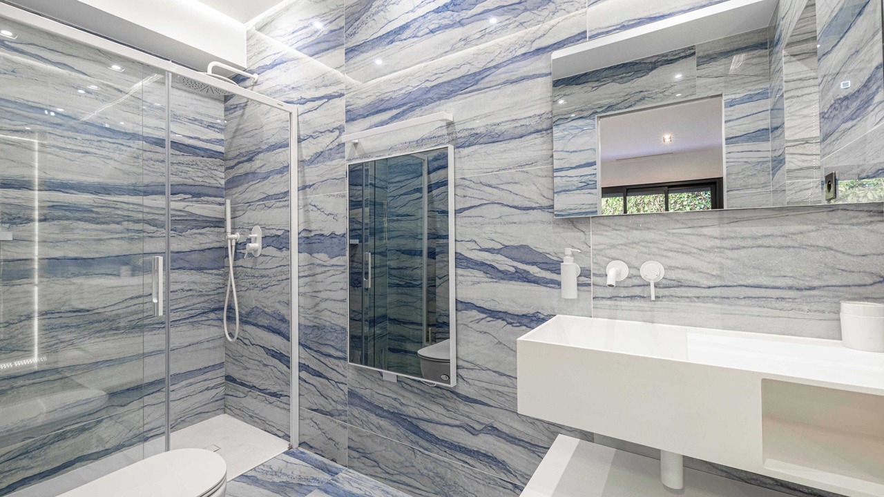 Photo of Bathroom in Carnot
