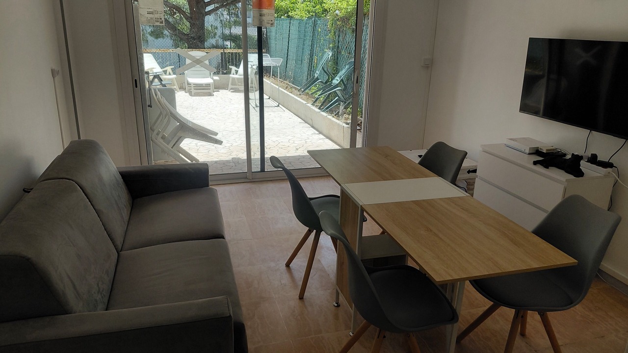 Photo of Livingroom in Carnot