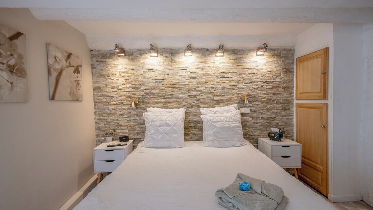 Photo of Bedroom in Les Grands Carmes