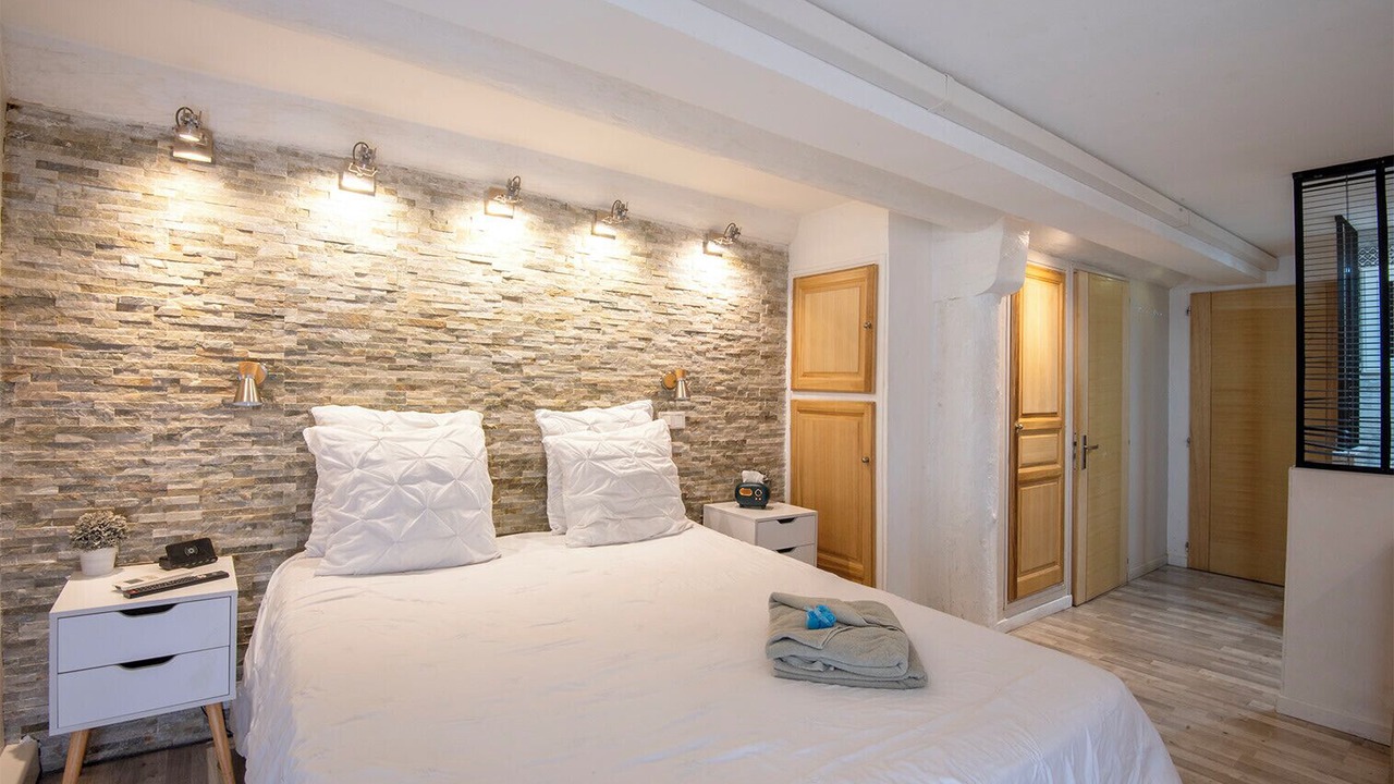 Photo of Bedroom in Les Grands Carmes