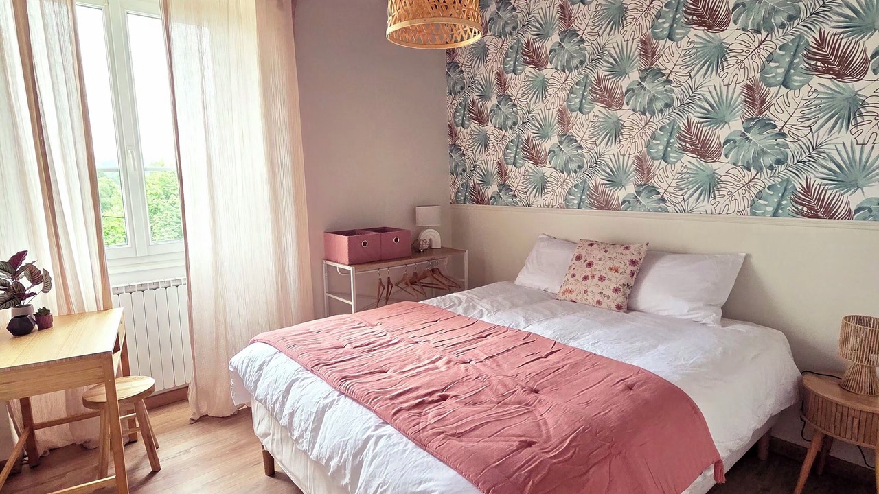 Photo of Bedroom in Lormes
