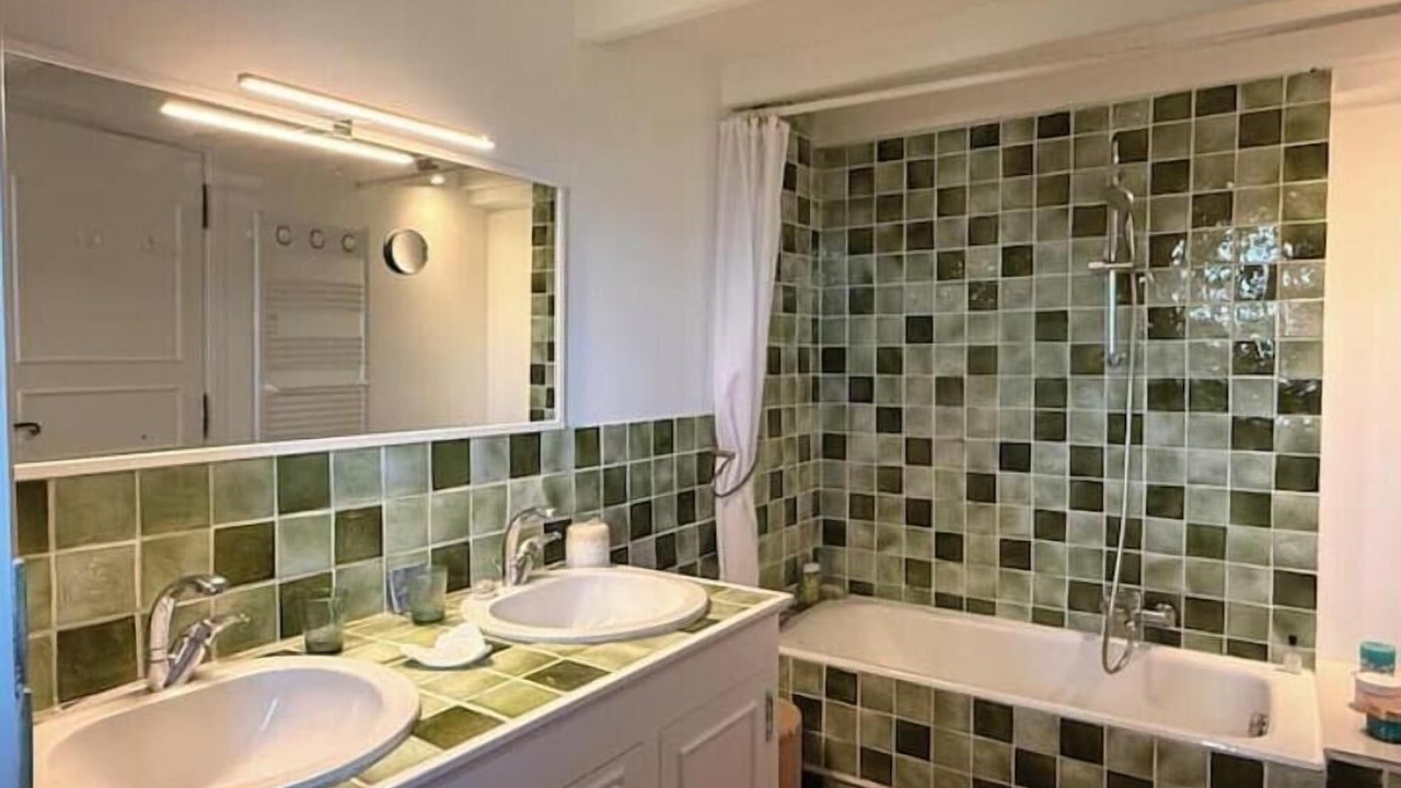 Photo of Bathroom in Mouans-Sartoux