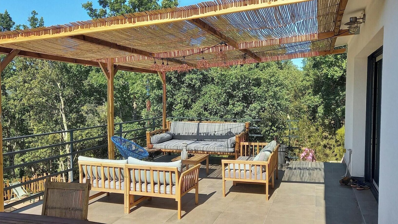 Photo of Patio Balcony in Saint-Paul-en-Foret