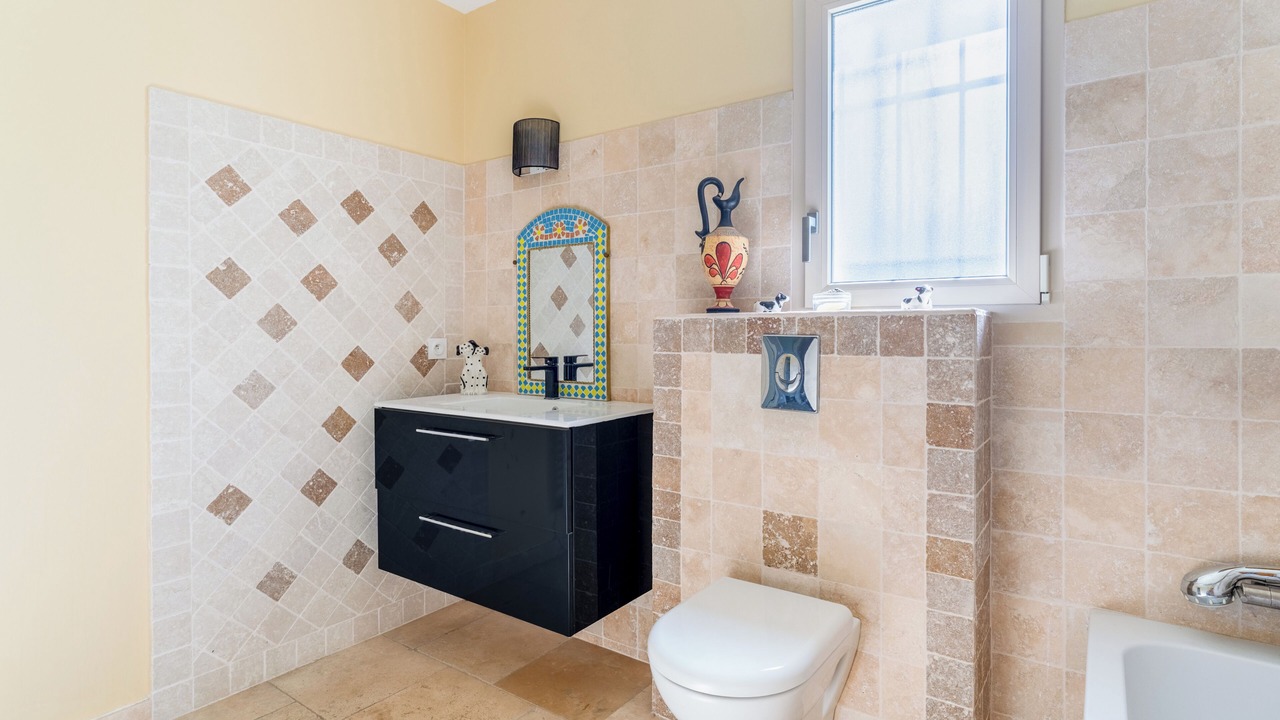 Photo of Bathroom in Pernes-les-Fontaines