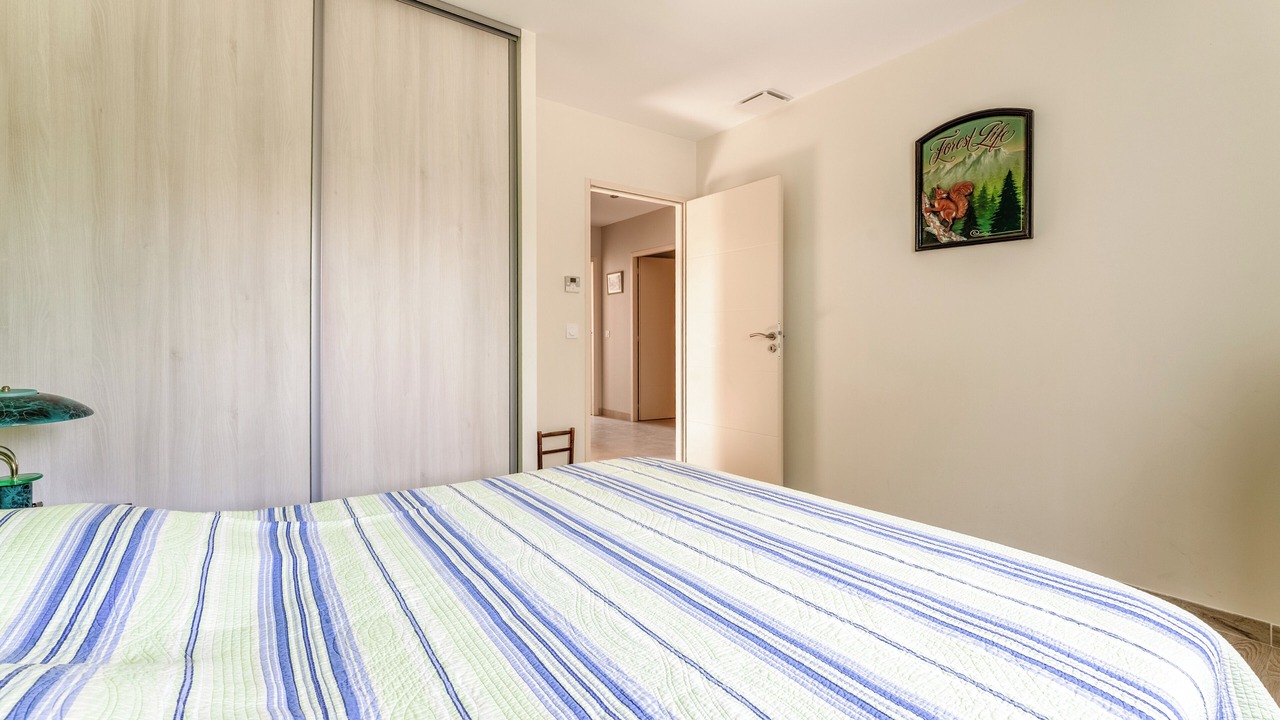 Photo of Bedroom in Pernes-les-Fontaines