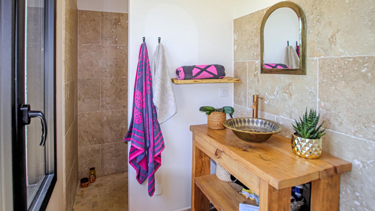 Photo of Bathroom in Pernes-les-Fontaines