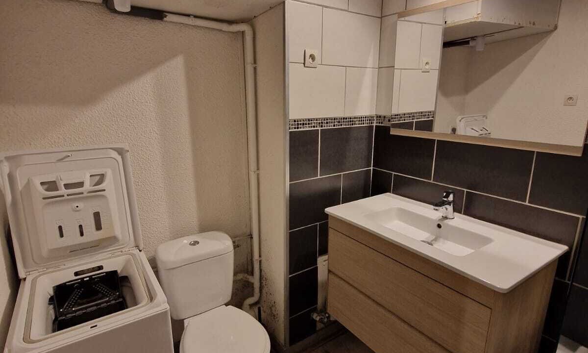 Photo of Bathroom in La Couronne