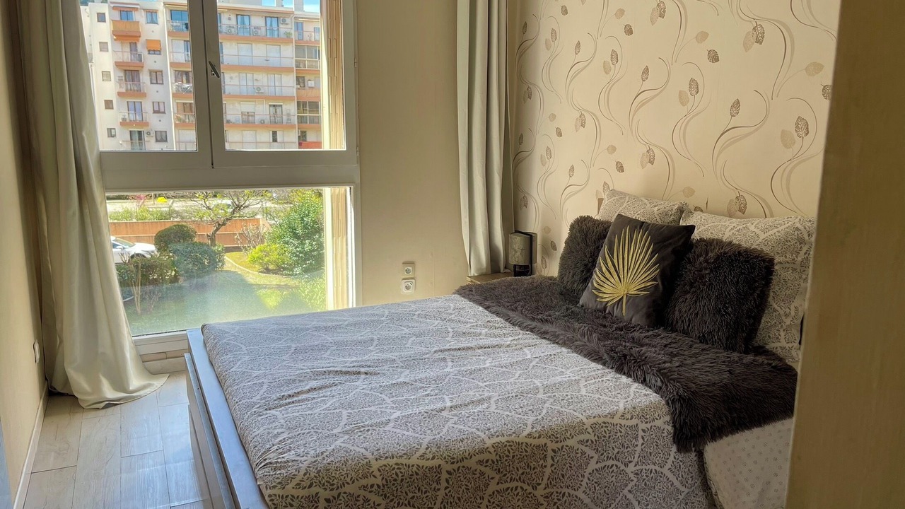 Photo of Bedroom in Saint-Laurent-du-Var
